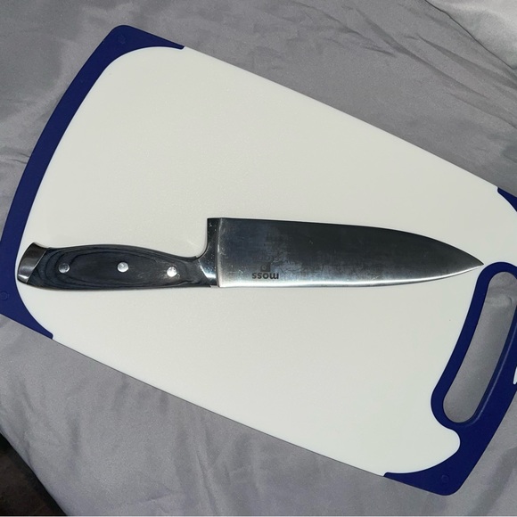 Convenient Combo Cutting Board Cutlery & Knife in Your Kitchen - Picture 4 of 5